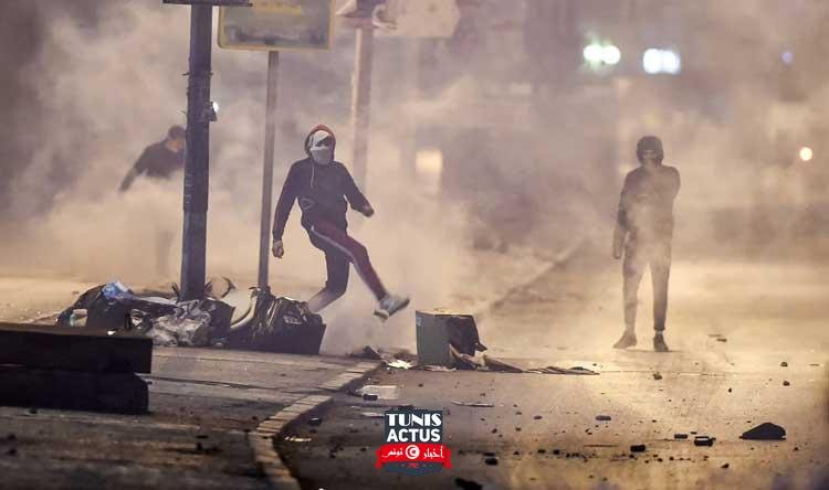 احتجاجات وأعمال شغب في تونس