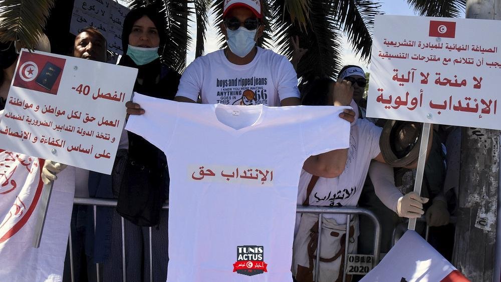 التحول الديمقراطي في تونس.. ثورة لم تكتمل