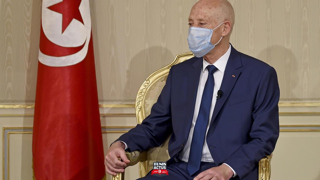 الرئيس يطالب المتظاهرين باحترام الممتلكات العامة والشرطة تعتقل ألف شخص