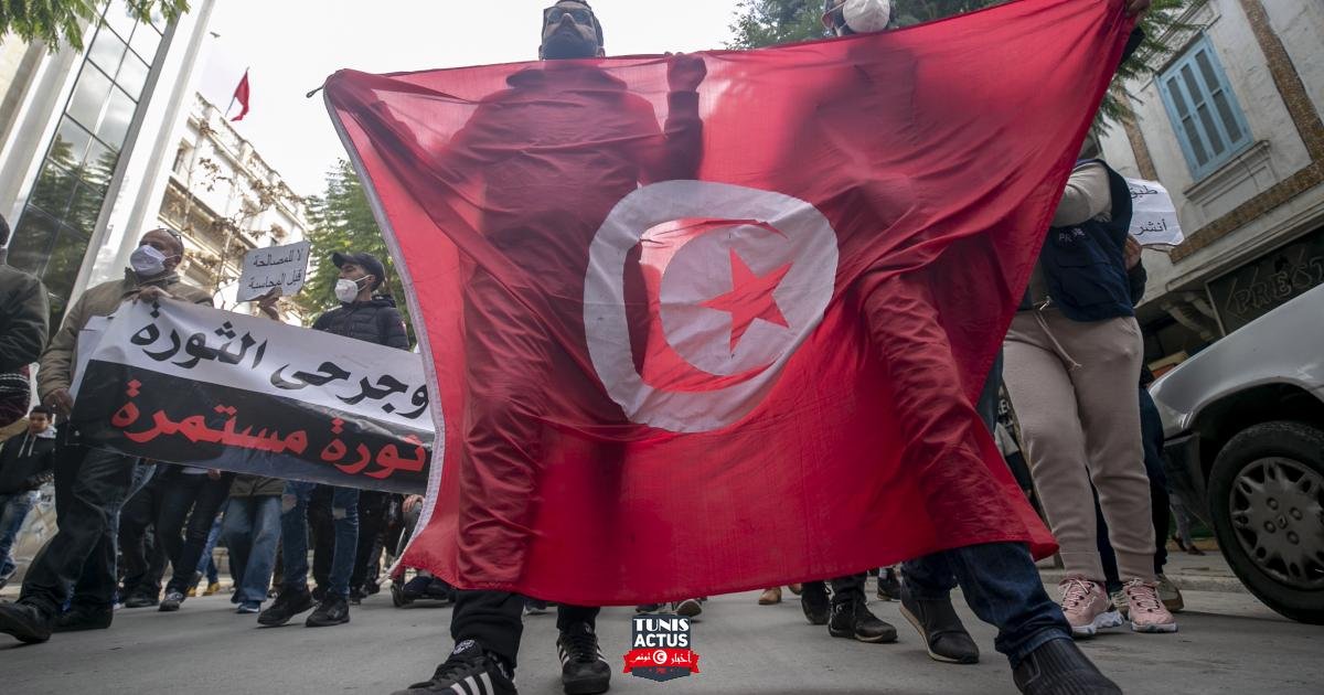 بعد 10 سنوات .. الثورة التونسية تبحث عن التحرير!