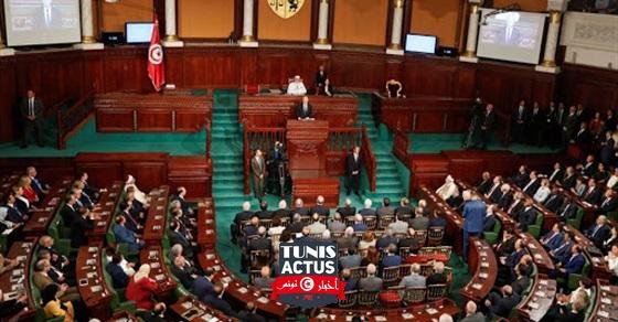 بعد واقعة الشجار وتبادل الشتائم.. اعتصام جديد وفوضى داخل البرلمان التونسي