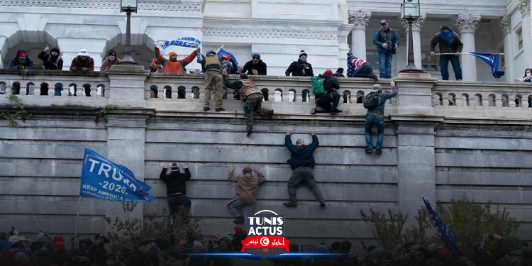 مسؤول سابق في ''FBI'': حاصرنا المحتجين من الأمام لكن..