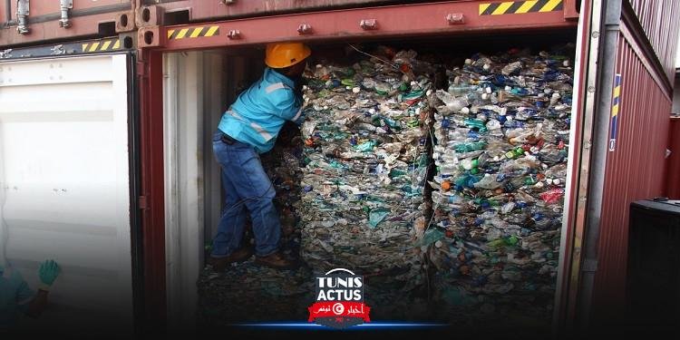 نواب إيطاليون يسلطون الضوء على ملف النفايات بالبرلمان الأوروبي