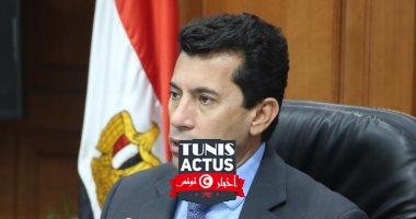 وزير الرياضة يكشف سبب قرار إعادة منتخب الشباب من تونس بطائرة خاصة اليوم