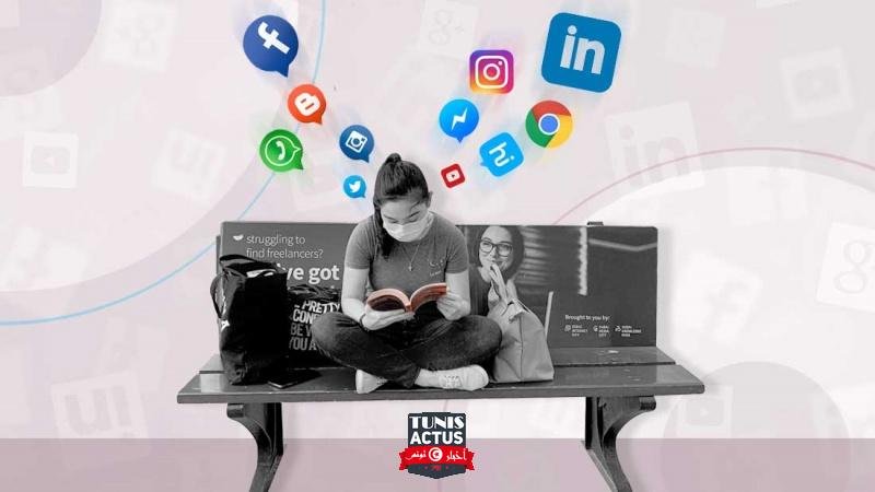 وسائل التواصل الاجتماعي منافس شرس للكتاب في العالم العربي |