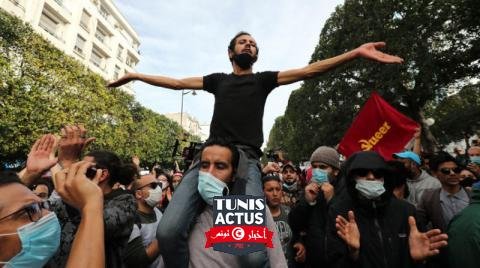 التونسيون يتظاهرون مجدداً احتجاجاً على «تجاوزات الشرطة»
