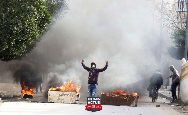 دلالات اندلاع أعمال الشغب في تونس