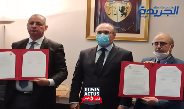 وزير السياحة : اكثر من 10 ملايين دينار لفائدة المهننين في الصناعات التقليدية