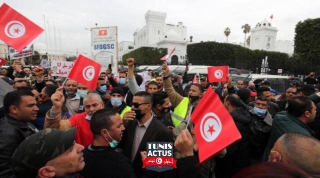 أزمة تونس تتفاقم و«الشغل» يلوّح بمخطط بديل للحل - العرب والعالم - العالم العربي