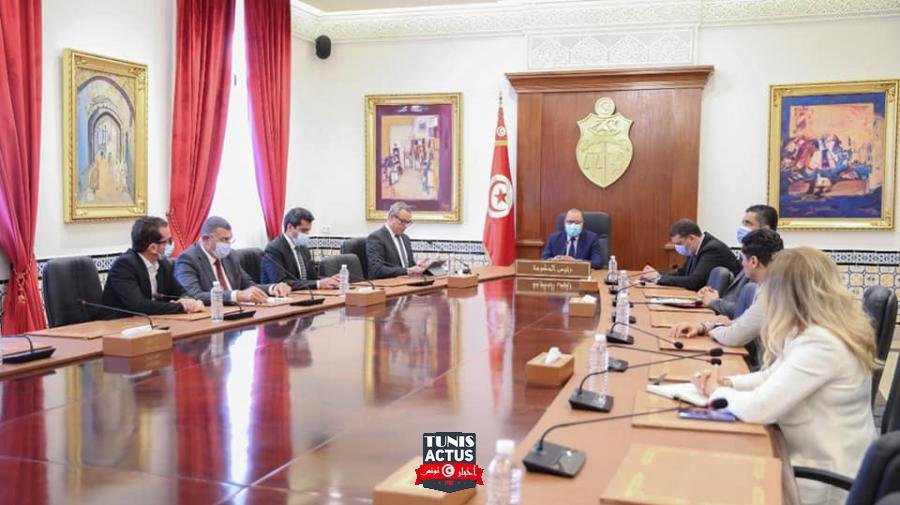 رئيس الحكومة يجتمع بممثلي الأحزاب والكتل الداعمة للحكومة