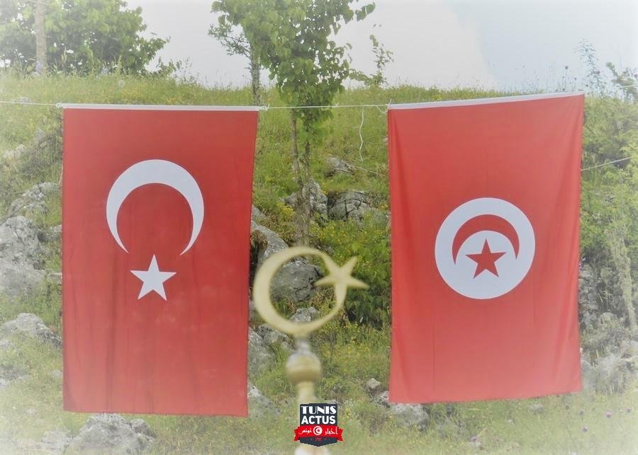 تركيا تونس