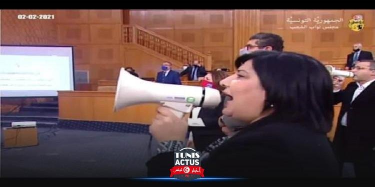 بعد عربدة عبير موسي: مكتب الرلمان يقرّ عقوبات ضد كل نائب يخرق النظام الداخلي