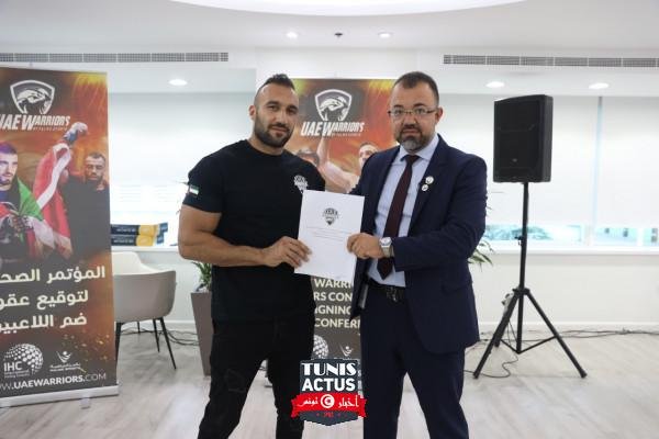وكالة أنباء الإمارات - "محاربي الإمارات" توقع عقود احتراف مع 7 مقاتلين عرب للانضمام للبطولة