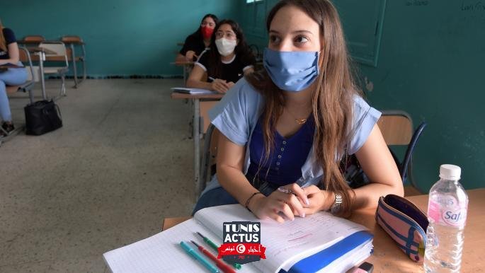 دعوات لتعليق الدراسة وتقديم الامتحانات بسبب كورونا