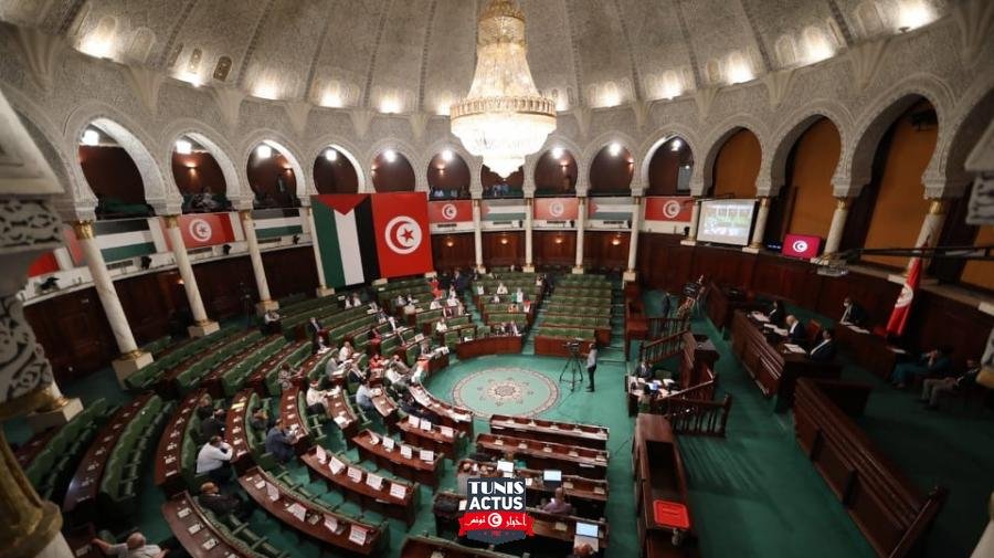 البرلمان يدعو إلى التسريع في عرض ''تجريم التطبيع'' على الجلسة العامة