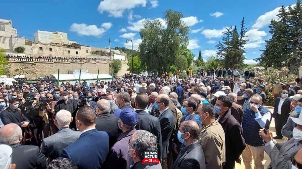 جنازة نائب من حركة النهضة تثير جدلا واسعا في تونس (فيديو) – إرم نيوز