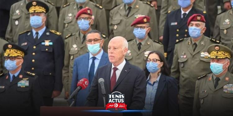 في رسالة لسعيد: متقاعدون من قيادة الجيش التونسي يطلقون مبادرة الأمل الأخير لإنقاذ البلاد