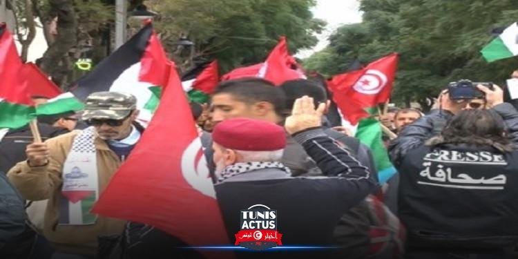 قبلي : مسيرة شعبية تضامنا مع الشعب الفلسطيني