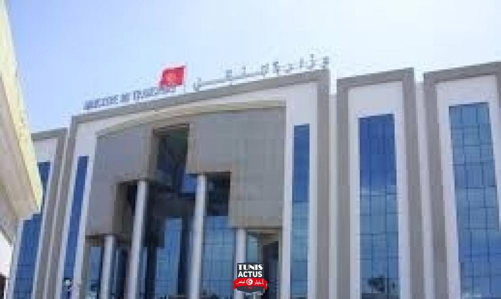 الحجر الصحي الشامل : وزارة النقل تعلن عن جملة من القرارات